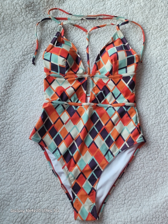 Cupshe Other - NWOT Cupshe Geometric Print Plunging Halter One Piece Swimsuit Medium